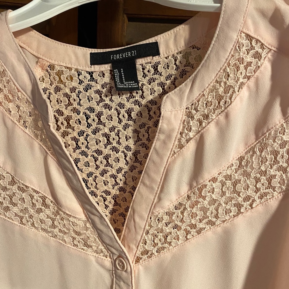 Forever 21 light pink lace tank top - Picture 2 of 4